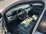 Volkswagen Passat 2006 годаүшін2 850 000 тг. в Астана – фото 2