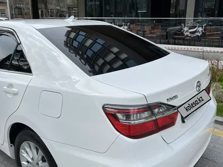 Toyota Camry 2015 года за 11 800 000 тг. в Алматы – фото 12