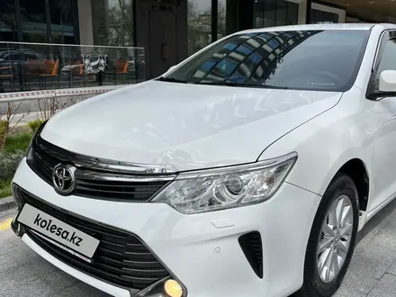 Toyota Camry 2015 года за 11 800 000 тг. в Алматы – фото 4