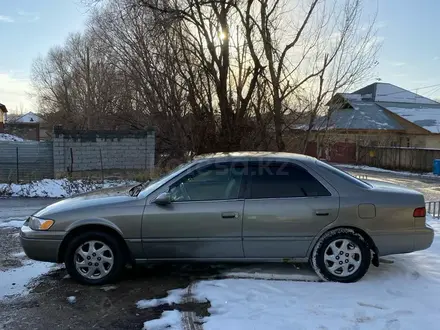 Toyota Camry 1999 года за 3 300 000 тг. в Шымкент – фото 4