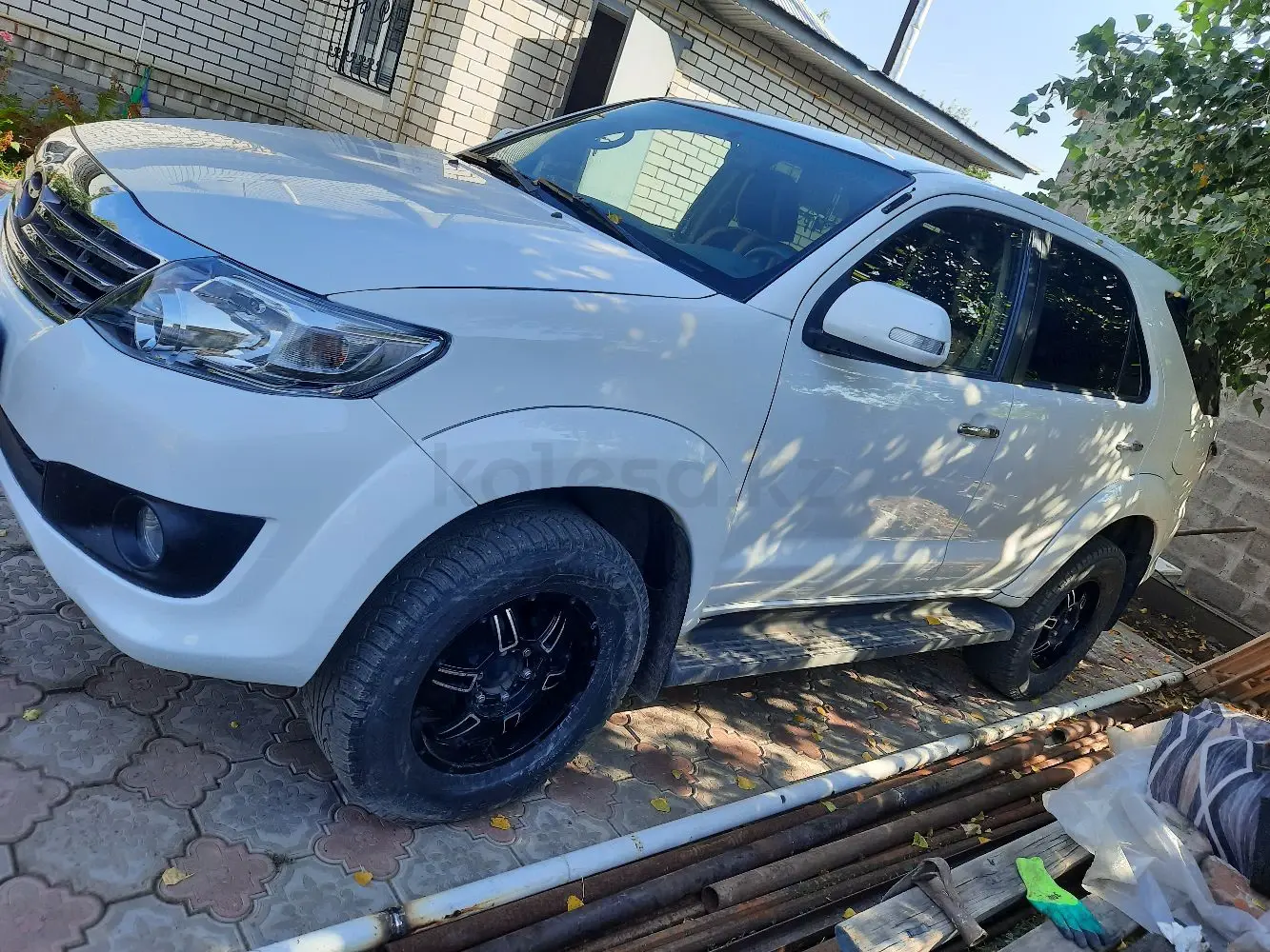 Toyota Fortuner, 2011