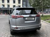 Toyota RAV4 2018 года за 11 000 000 тг. в Алматы – фото 3
