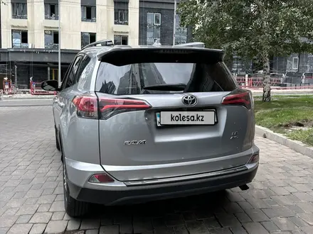 Toyota RAV4 2018 года за 11 000 000 тг. в Алматы – фото 3