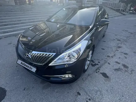 Hyundai Grandeur 2015 года за 8 700 000 тг. в Шымкент – фото 4
