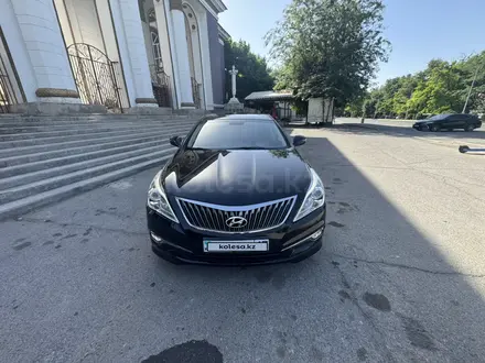 Hyundai Grandeur 2015 года за 8 700 000 тг. в Шымкент