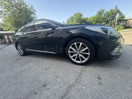 Hyundai Grandeur 2015 года за 8 700 000 тг. в Шымкент – фото 6