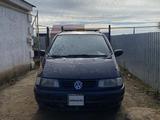 Volkswagen Sharan 1998 годаүшін1 000 000 тг. в Уральск – фото 4