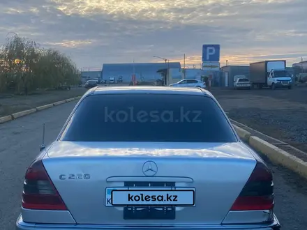 Mercedes-Benz C 220 1994 года за 1 800 000 тг. в Уральск – фото 10