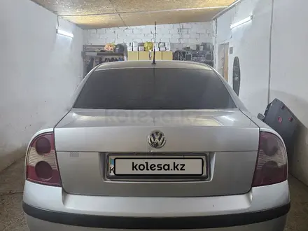 Volkswagen Passat 2001 года за 3 500 000 тг. в Сатпаев – фото 3