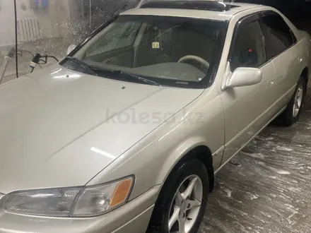 Toyota Camry 1999 годаүшін3 500 000 тг. в Усть-Каменогорск – фото 15