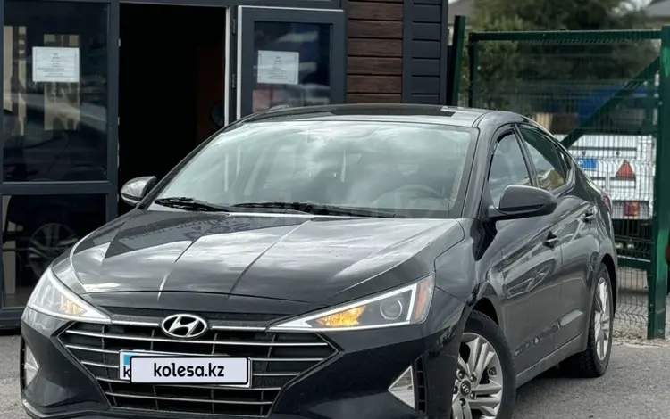 Hyundai Elantra 2019 года за 7 800 000 тг. в Караганда