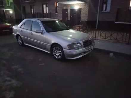 Mercedes-Benz C 200 2000 года за 2 100 000 тг. в Жосалы – фото 4