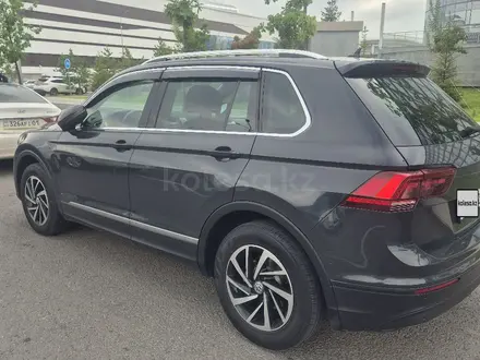 Volkswagen Tiguan 2018 года за 13 000 000 тг. в Астана – фото 4