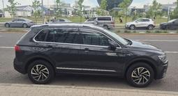 Volkswagen Tiguan 2018 года за 13 000 000 тг. в Астана – фото 5