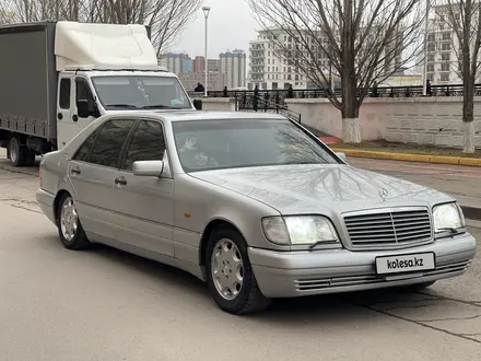 Mercedes-Benz S 500 1996 года за 4 000 000 тг. в Астана