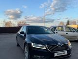 Skoda Superb 2019 года за 15 000 000 тг. в Щучинск – фото 2