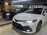 Toyota Camry 2023 года за 15 700 000 тг. в Алматы