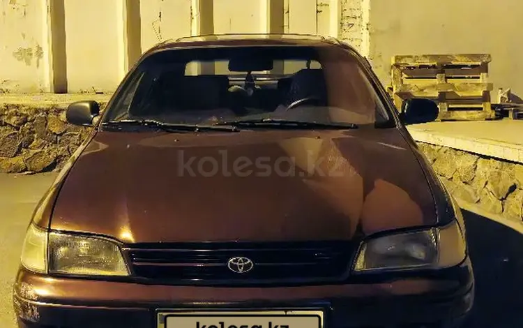 Toyota Carina E 1996 года за 2 100 000 тг. в Семей