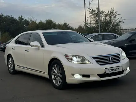 Lexus LS 460 2012 года за 11 500 000 тг. в Алматы