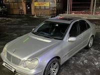 Mercedes-Benz C 240 2001 годаfor3 500 000 тг. в Алматы