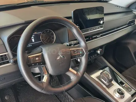 Mitsubishi Outlander 2021 года за 14 000 000 тг. в Алматы – фото 7