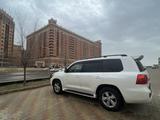 Toyota Land Cruiser 2013 годаүшін18 000 000 тг. в Жанаозен – фото 2