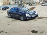 Mercedes-Benz E 280 1999 годаүшін5 000 000 тг. в Астана – фото 2