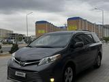 Toyota Sienna 2017 годаүшін9 300 000 тг. в Актау – фото 2