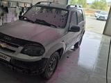Chevrolet Niva 2010 года за 1 600 000 тг. в Актобе – фото 2