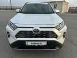 Toyota RAV4 2020 годаfor16 000 000 тг. в Актау – фото 2