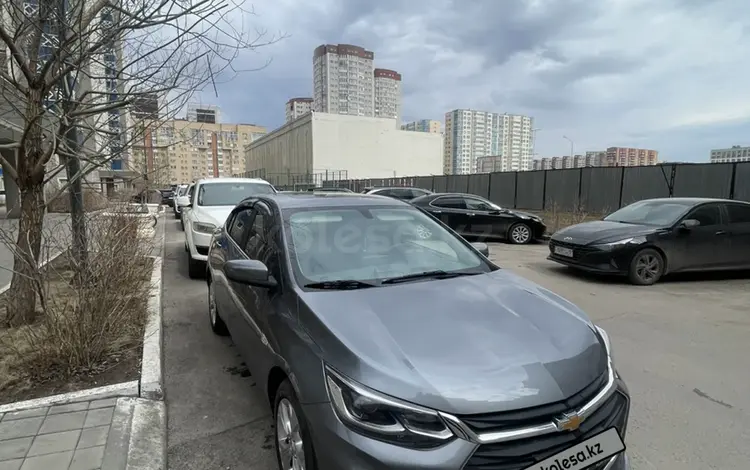 Chevrolet Onix 2023 года за 7 550 000 тг. в Астана