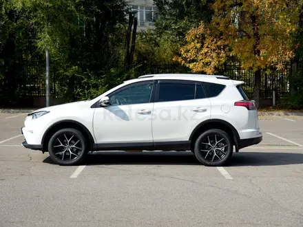 Toyota RAV4 2019 года за 12 800 000 тг. в Алматы – фото 5