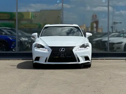 Lexus IS 200 2015 года за 14 990 000 тг. в Атырау