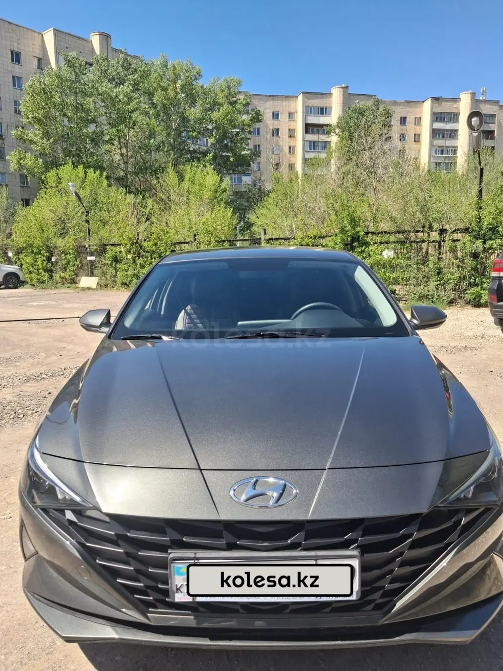 Hyundai Elantra, 2022