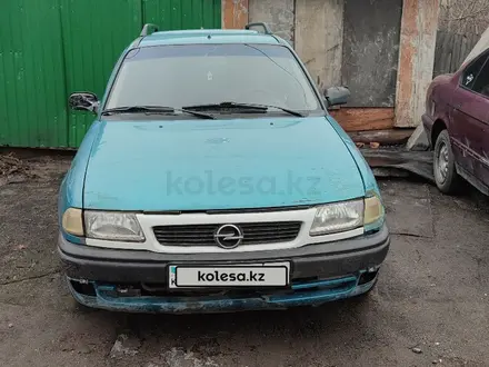 Opel Astra 1995 года за 750 000 тг. в Караганда – фото 24