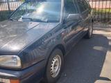 Volkswagen Golf 1993 годаүшін1 000 000 тг. в Астана – фото 2