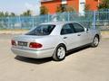 Mercedes-Benz E 320 1998 года за 2 500 000 тг. в Шымкент – фото 6