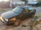 Volkswagen Vento 1993 года за 1 200 000 тг. в Астана – фото 4