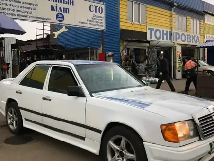 Mercedes-Benz E 230 1988 года за 600 000 тг. в Талдыкорган – фото 3