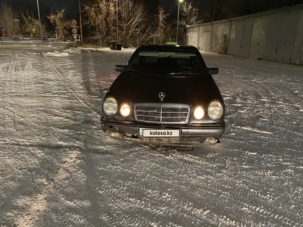 Mercedes-Benz E 230 1996 года за 1 900 000 тг. в Семей – фото 6