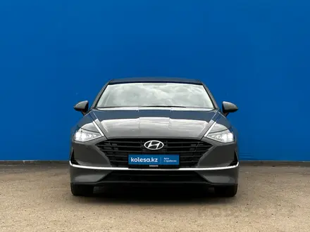 Hyundai Sonata 2021 года за 11 340 000 тг. в Алматы – фото 2