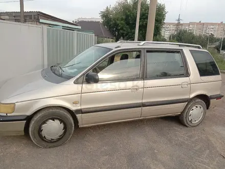 Mitsubishi Space Wagon 1992 года за 900 000 тг. в Экибастуз – фото 5