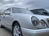 Mercedes-Benz E 230 1995 годаүшін4 000 000 тг. в Щучинск – фото 5