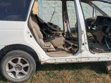 HONDA Одисей RA 6 Кузовной деталдар сатылады И Кадовка балка сидение.үшін300 000 тг. в Астана – фото 2