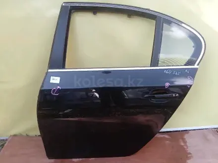 Дверь BMW E60 за 40 000 тг. в Караганда