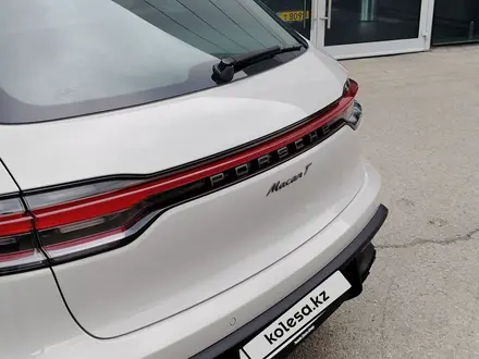 Porsche Macan T 2026 года за 63 232 200 тг. в Алматы – фото 3
