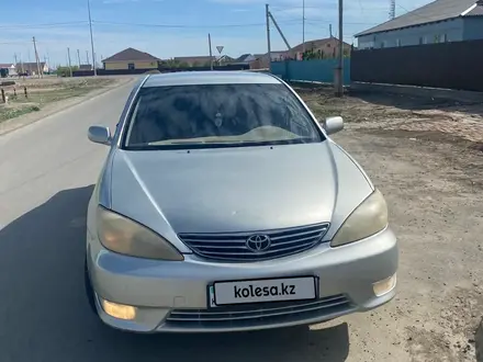 Toyota Camry 2002 года за 4 500 000 тг. в Атырау