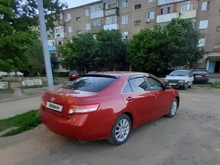 Toyota Camry 2011 года за 6 400 000 тг. в Караганда – фото 2