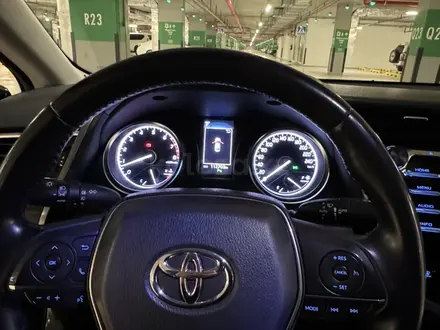 Toyota Camry 2020 года за 14 366 000 тг. в Астана – фото 4