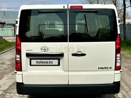 Toyota Hiace 2023 года за 22 500 000 тг. в Алматы – фото 7